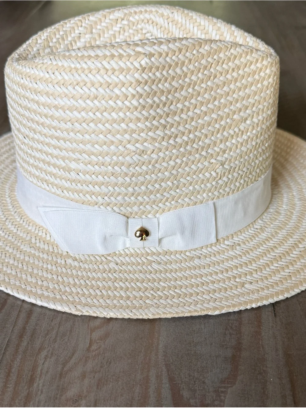 kate spade Natural Straw Hat with White Band gold spade logo